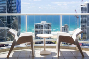 Luxury Privately Owned Ocean View Studio Apartments OAKS Gold Tower